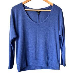 Ladies Banana Republic royal blue sweater, medium,3/4 sleeve,